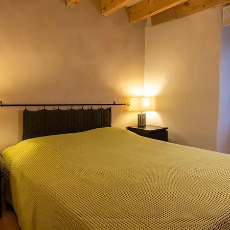 La Maison D'eusabie بيت للعطل